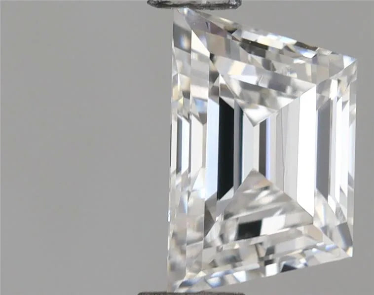 0.66ct Trapezoid Lab Grown Diamond (Colour G, Clarity VS1, IGI Certified)