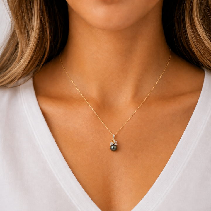 Tahitian Pearl &amp; Diamond Nature Pendant 18K Yellow Gold