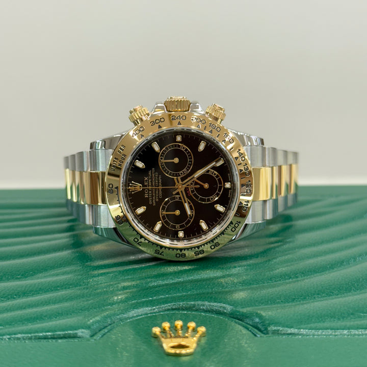 Rolex Cosmograph Daytona 116503 Black Dial 18k Steel
