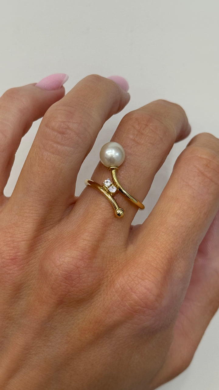 Pearl White Topaz Bypass Ring 14K Yellow Gold