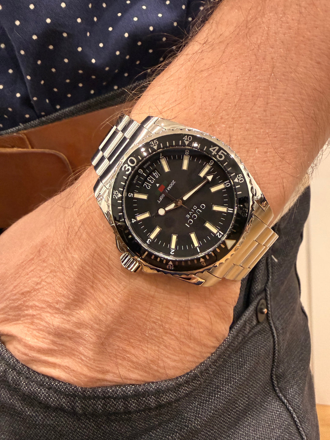 Gucci Dive 200M Quartz Black Dial Stainless Steel Watch 40mm Ref. 136.3