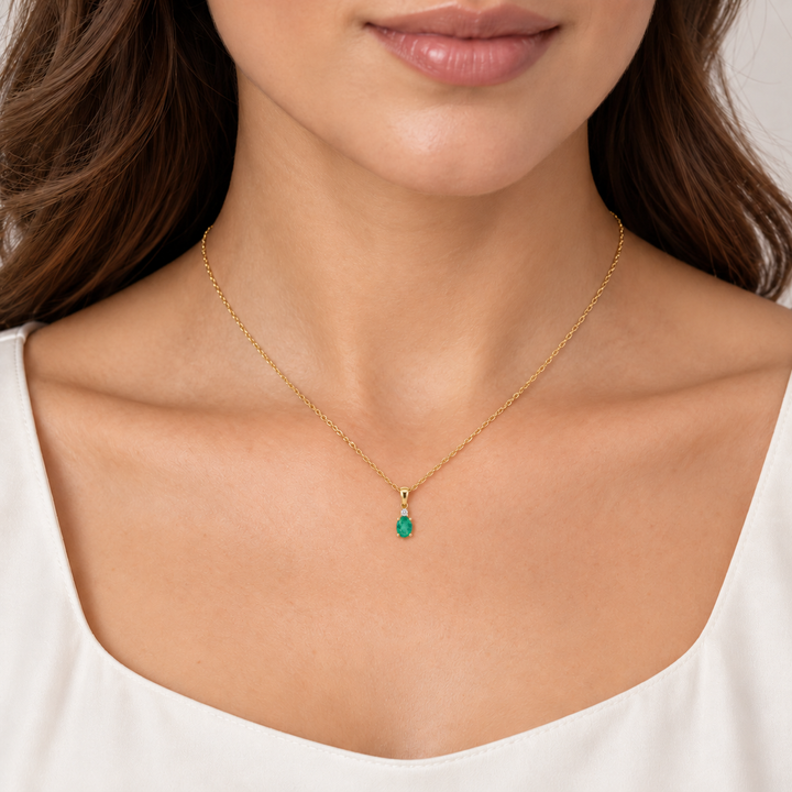 Natural Oval Emerald &amp; Diamond Pendant 14K Yellow Gold 0.71CTW