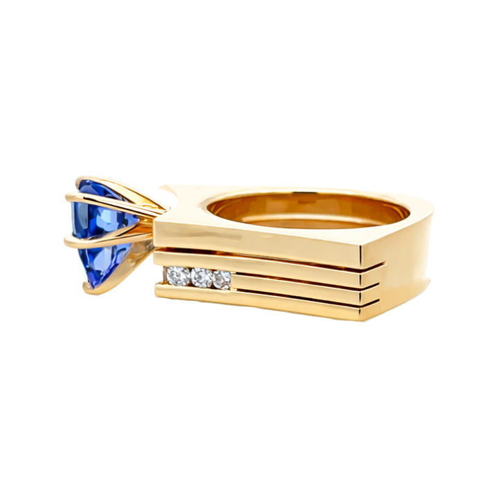 Pear-Shaped Tanzanite Diamond Ring 14K Yellow Gold 1.80CT