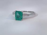 Emerald &amp; Diamond Solitaire Ring Platinum 1.13CT Natural
