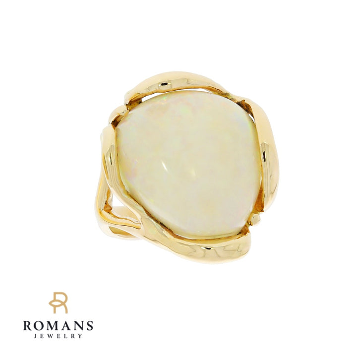 White Opal 14K Yellow Gold Ring 11 CT