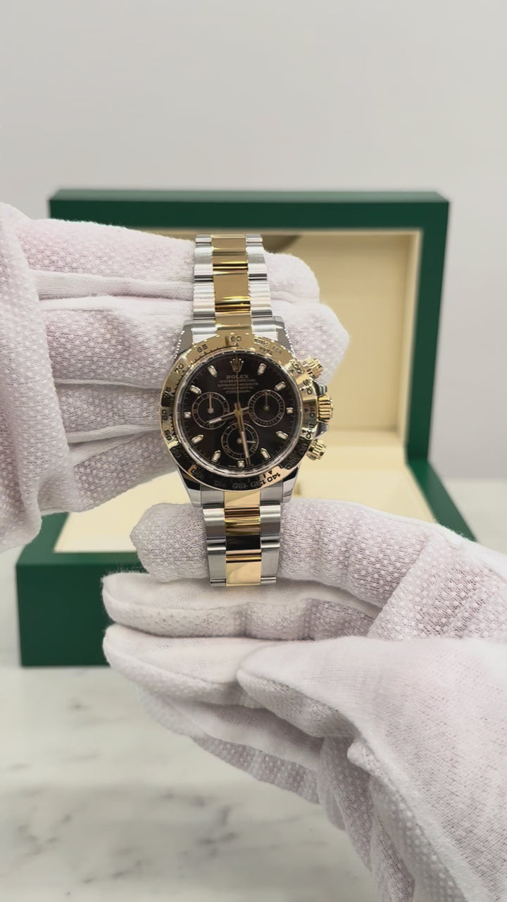 Rolex Cosmograph Daytona 116503 Black Dial 18k Steel